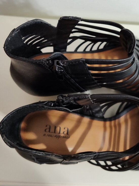 a.n.a. Montreal black gladiator wedge sandals, like new condition, size 8.5 - Picture 3 of 5